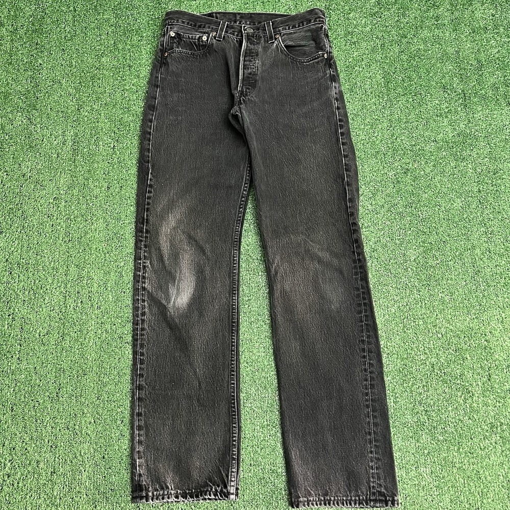 VINTAGE 1998 Made In USA Men's Levi's 501 32x34 Button Fly Black Excellent Fade